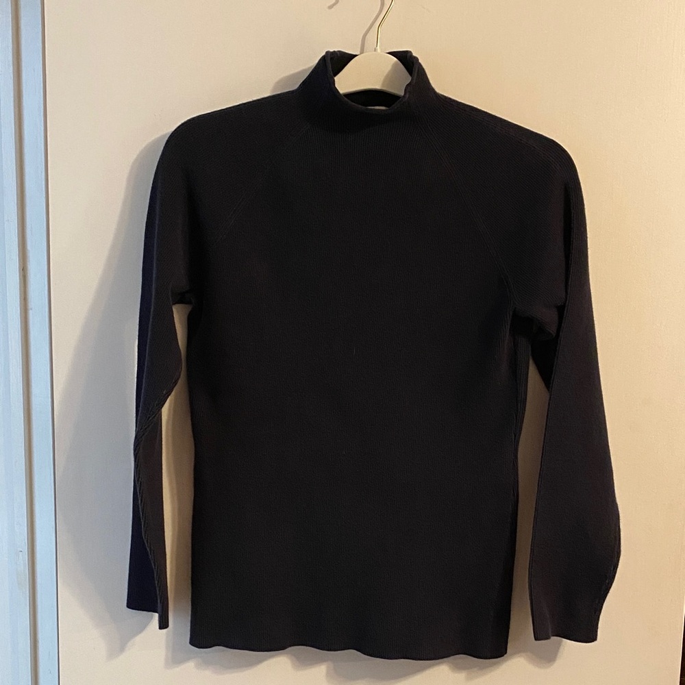 Orvis Black moc neck  Sweater